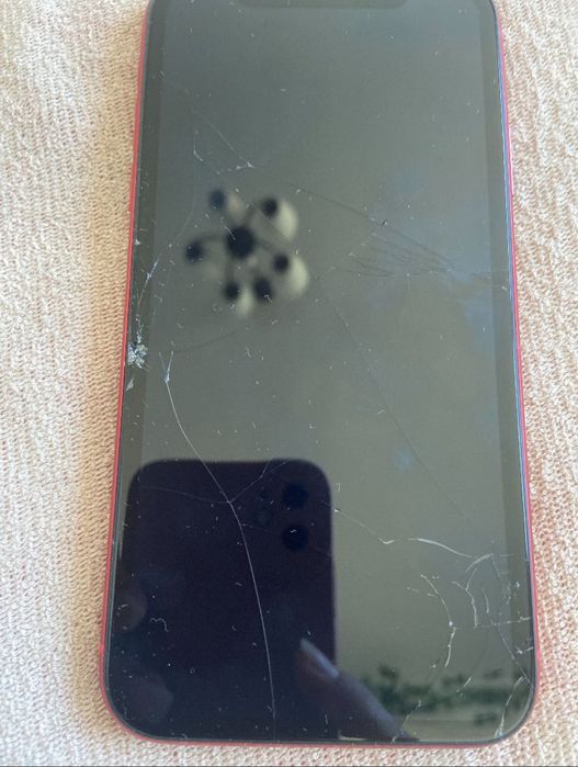 Iphone 11 - uszkodzony, do naprawy lub na części