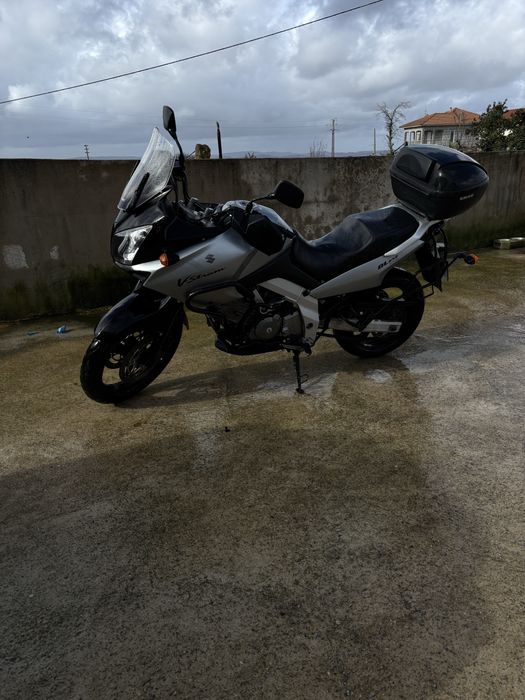 Suzuki V-strom 650