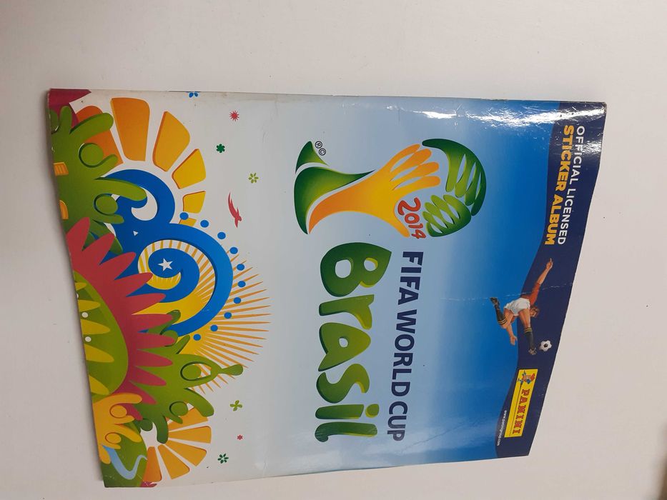 Caderneta cromos Brasil 2014