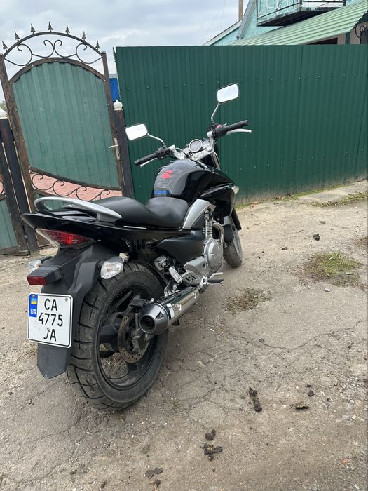 Продаю Suzuki gsr250
