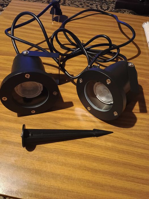 2 reflektory ogrodowe wbijane