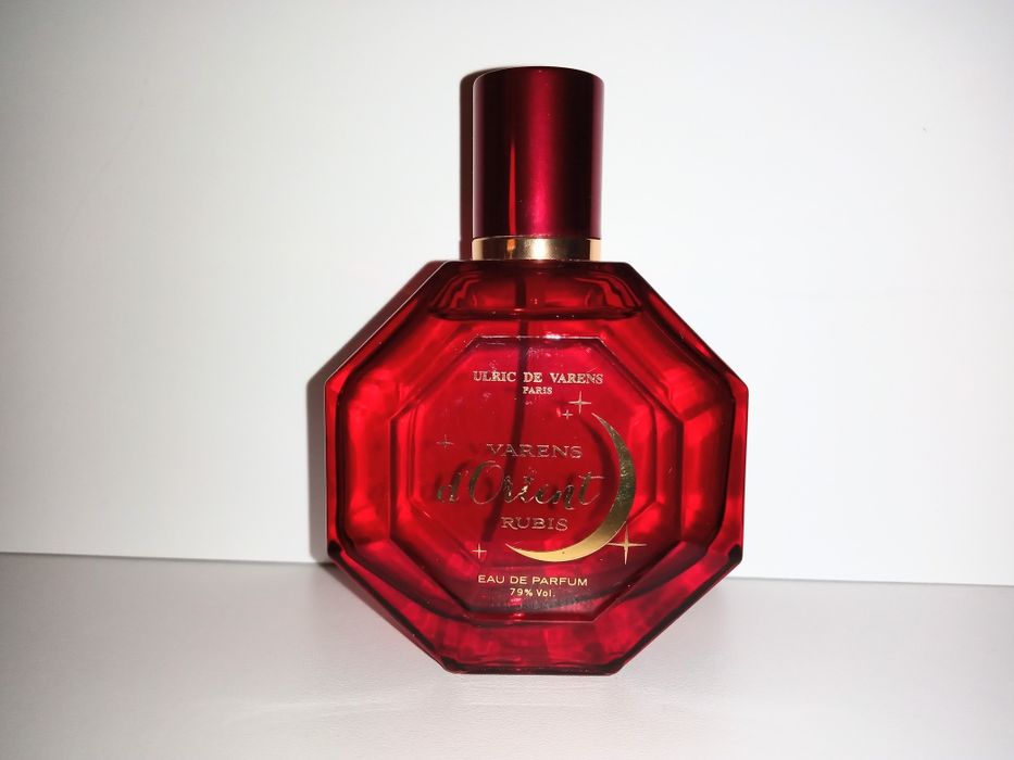 Unikat Ulric de Varens D'orient Rubies 50 ml