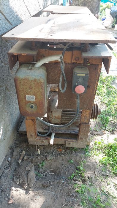 Деревообробний станок