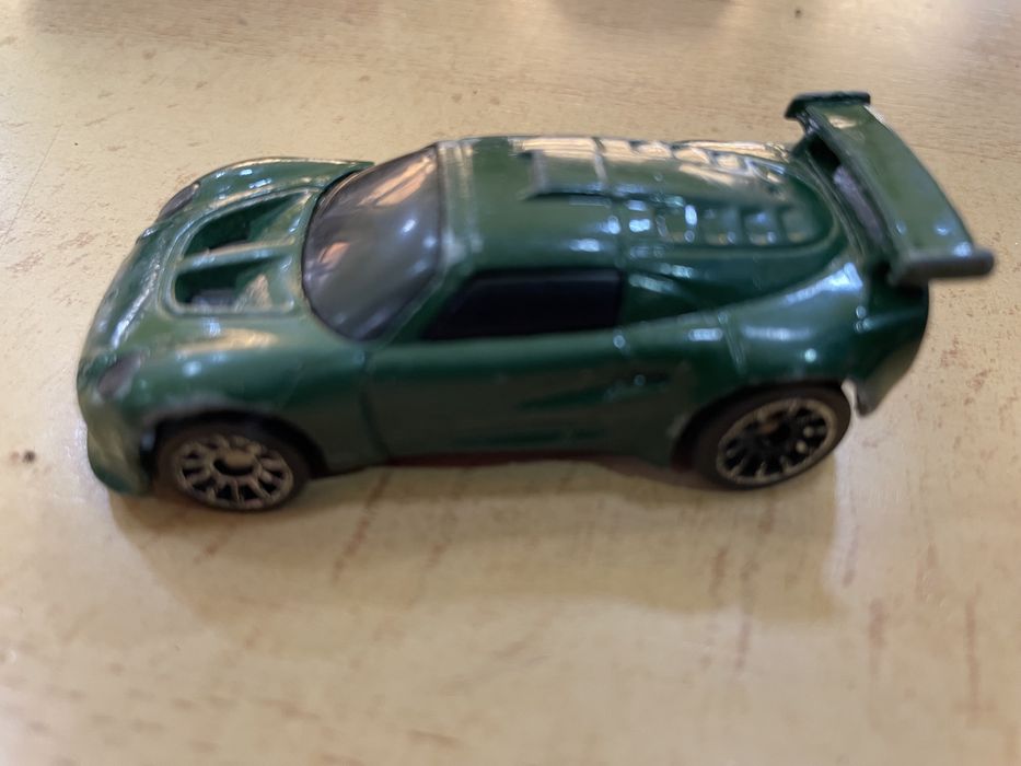 Carros Majorette e hot whells