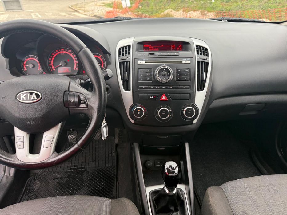 Kia ceed 1.6 diesel 2011