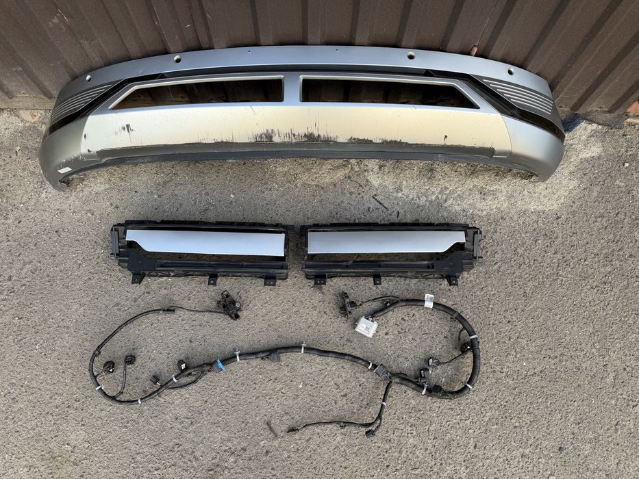Hyundai Ioniq 5 Нижня частина бампера в зборі, губа бампера, накладка бампера, проводка бампера, парктроник парктроники, жалюзі жалюзя ліва права