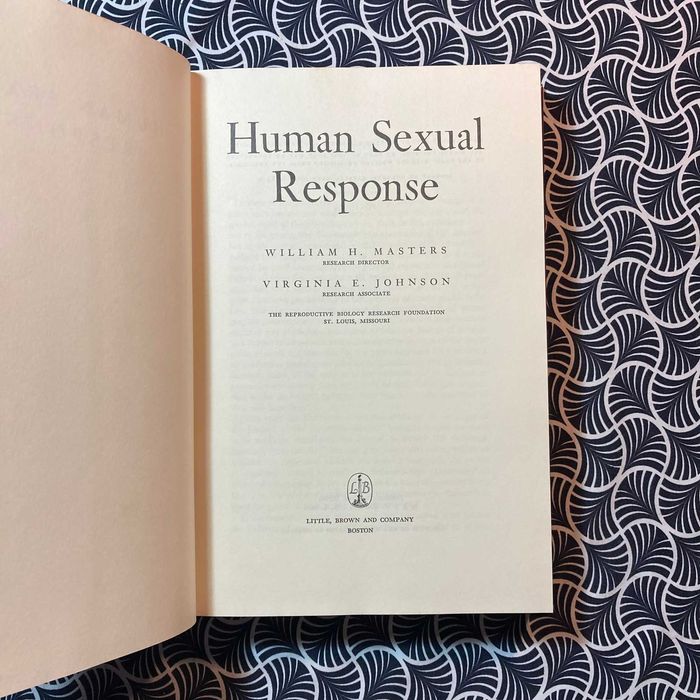 Human Sexual Response (1st ed.)-William H. Masters, Virginia E.Johnson