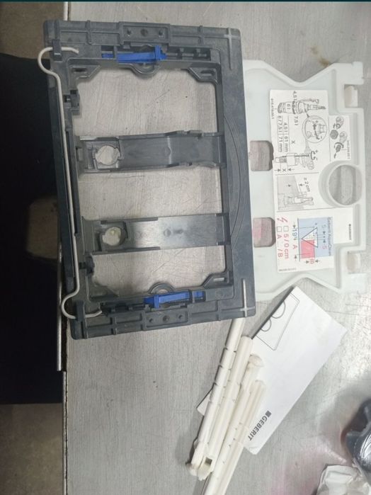 Штири розпірні, штовхачі для інсталяції Sigma, Geberitt