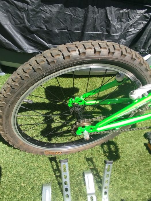 Bicicleta infantil/juvenil SPITZ