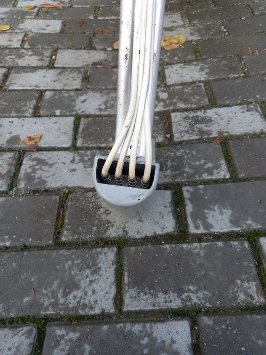 Antena satelitarna z konwerterem