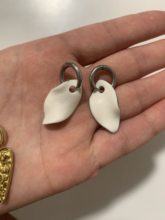 Сережки акцентні