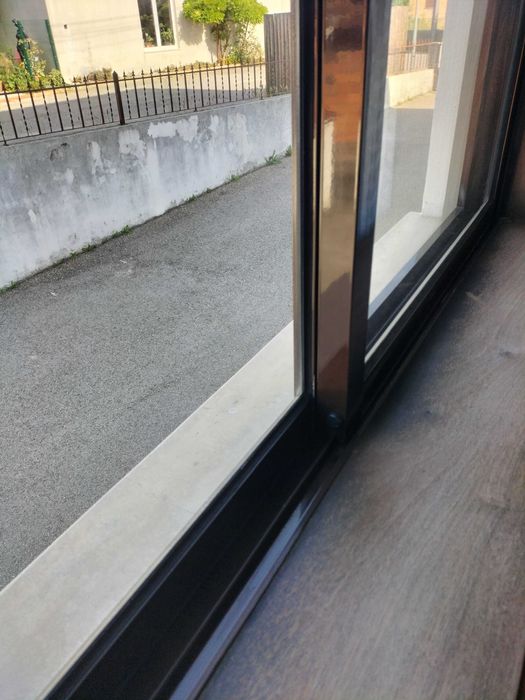 Conjunto de Janelas Usadas em Bom Estado