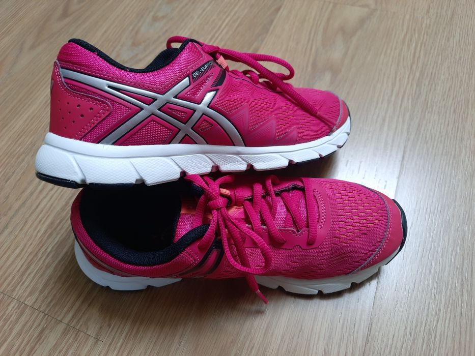 Buty damskie sportowe Asics 37- 38