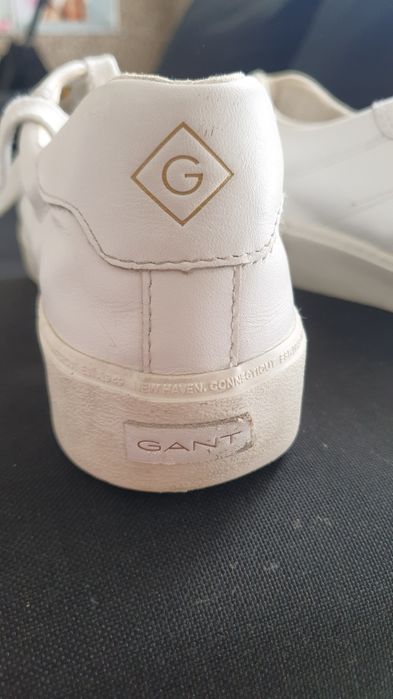 Ténis brancos marca Gant