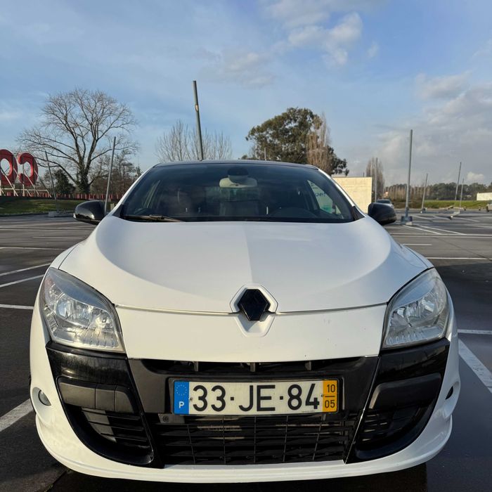 Mégane Coupé 1.5 World Series | Embraiagem + Bimassa Novas  | Carplay