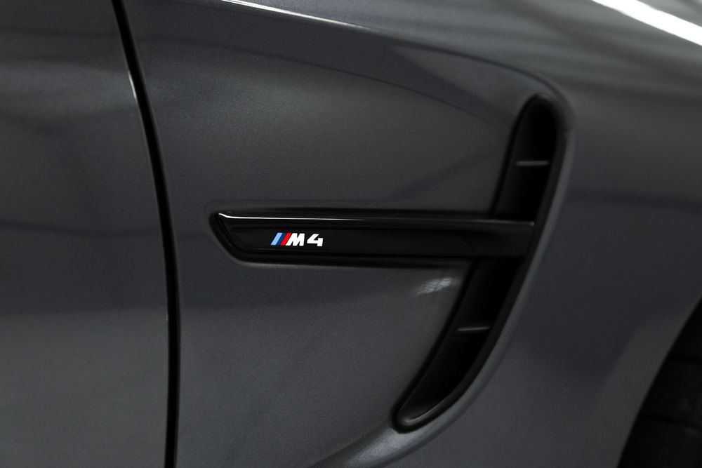 BMW M4 DKG