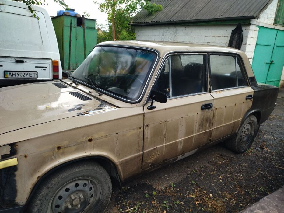 Продам машину 21061