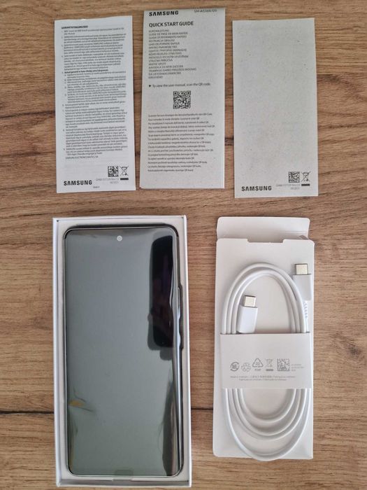 Samsung Galaxy A53 5G 128GB/6GB + Obudowa, Szkło ochronne, Ładowarka