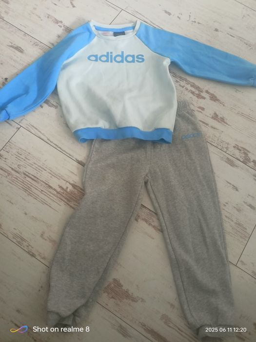 Dresik adidas rozm.104