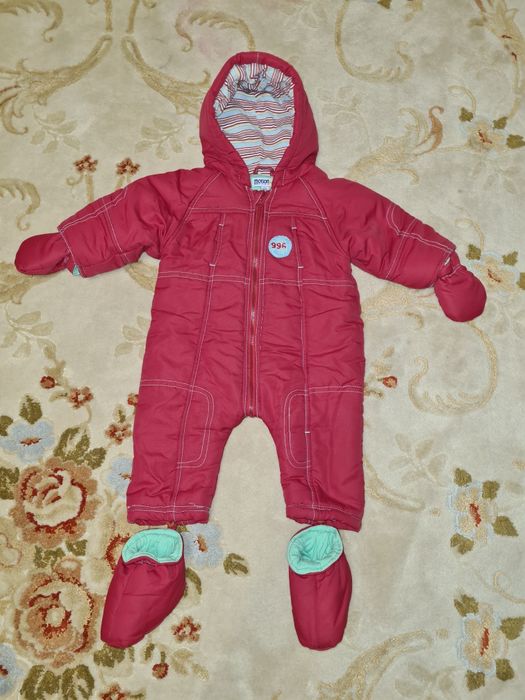 Комбинезон осенний на 6-9 месяцев