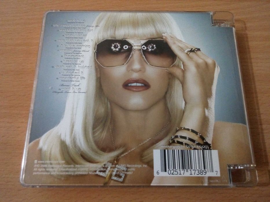 GWEN STEFANI - The Sweet Escape
