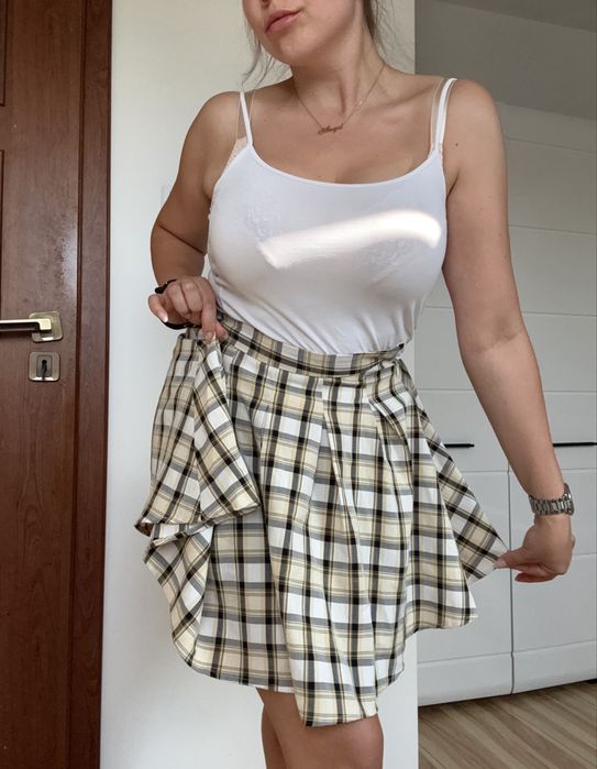 Spódniczka damska w kratę S