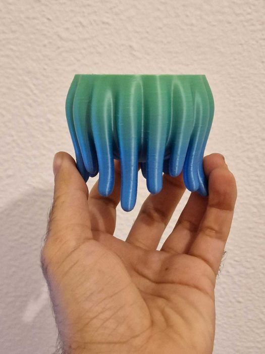 pequeno vaso para suulentas imprimido em 3d