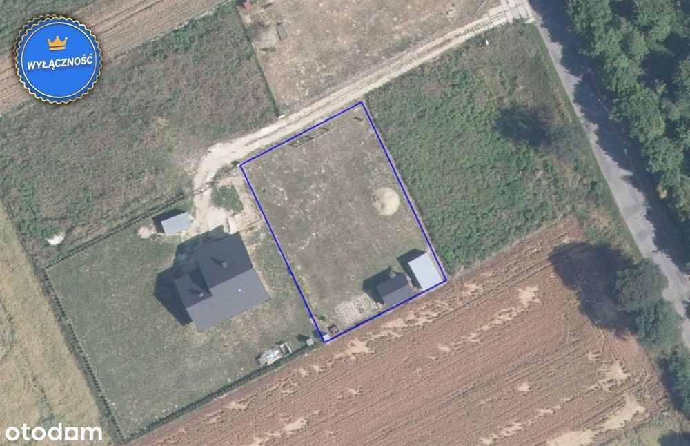 Działka budowlana 1000m2 - media prąd i woda