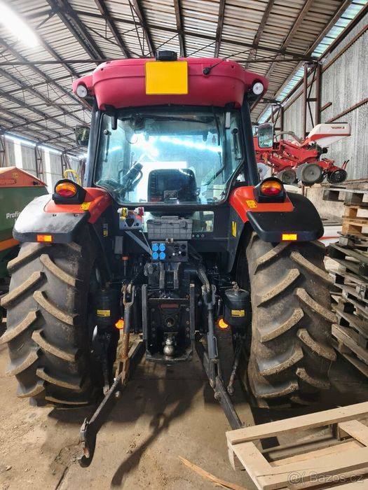 McCormick  T 110 MAX nie case ani New holland , zetor