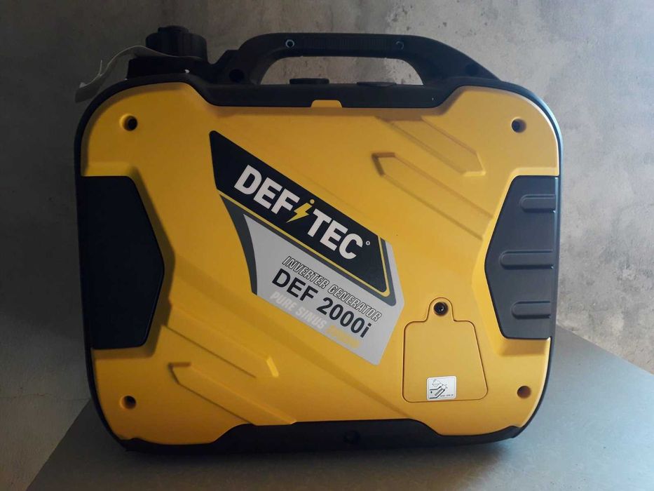 Новий інверторний бензиновий генератор Defitec DEF 2000i.
