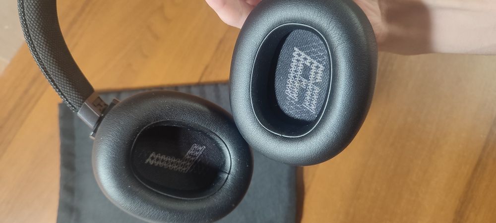 Продам Навушники JBL LIVE660 nc.