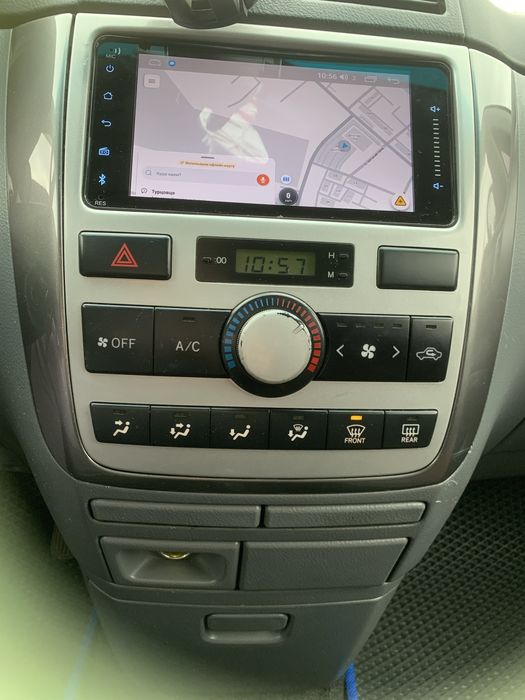 Тойота Авенсіс Версо / Toyota Avensis Verso