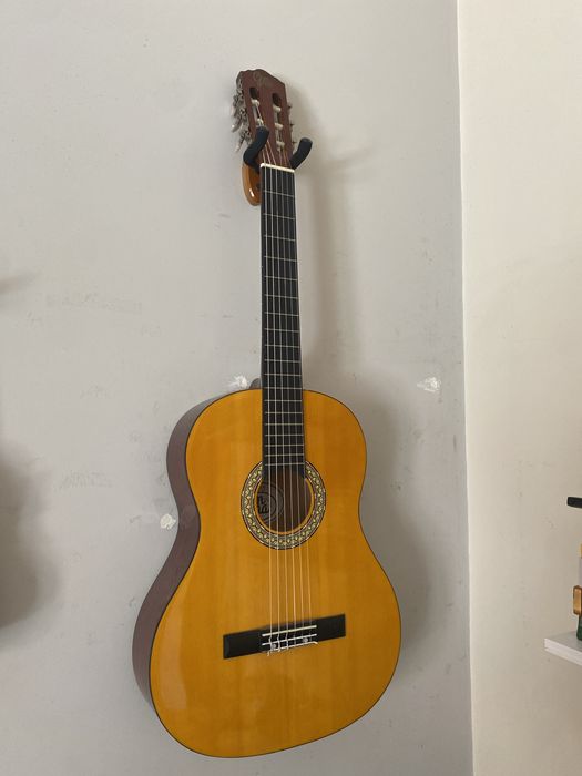 Guitarra Gemma nova tamanho adulto