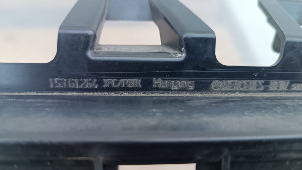 Vendo grelha de frente Mercedes CLA AMG W 118 ano 2019/23