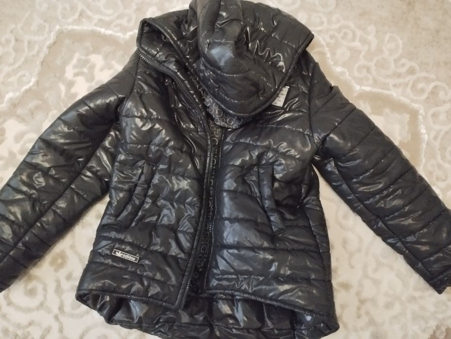Дитяча куртка чорна