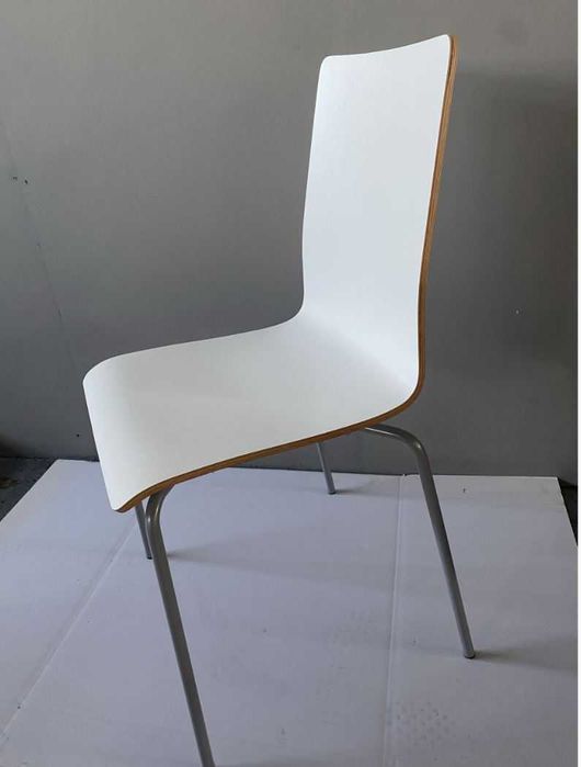 Krzesła laminat crem. 3 sztuki.