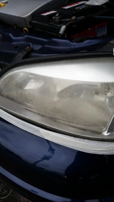 Polerowanie reflektorów, lamp samochodowych