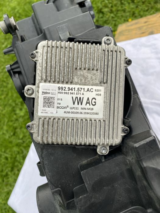 Фара Škoda skala ліва