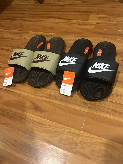 Розпродаж Тапки Nike 42,43,розмір