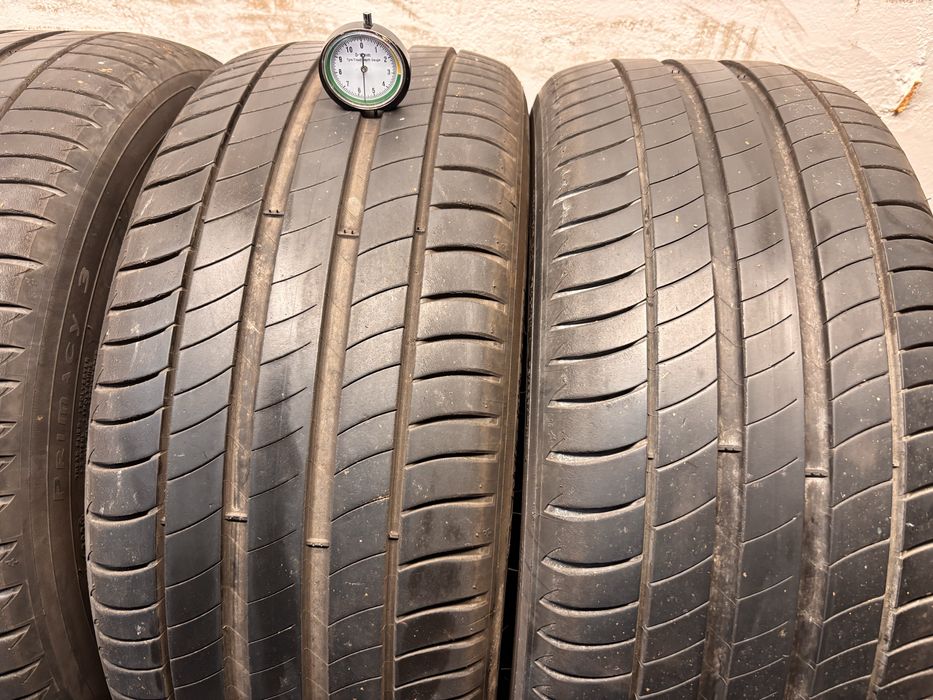 235/45/17 Michelin 5,5 mm 2020r Para Komplet Opony letnie