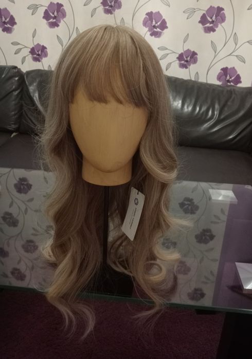 Peruka ciemny blond ombre