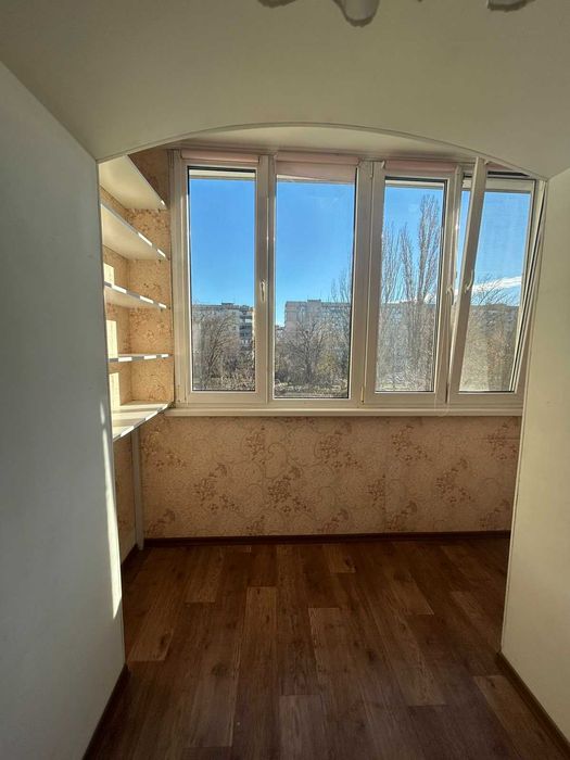 2к. квартира с ремонтом, мебелью и техникой на Добровольского