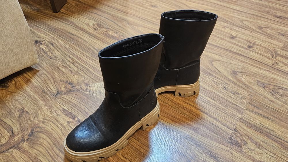 Чоботи,черевики, челсі