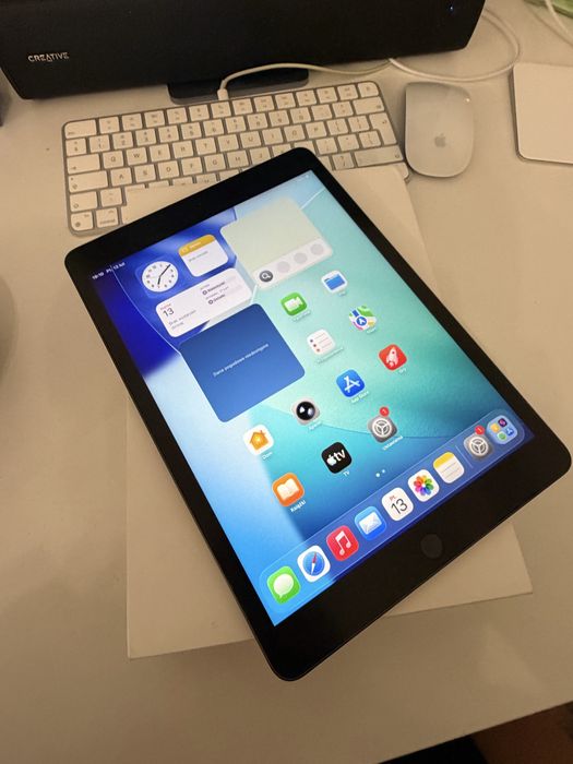 iPad 9 gen 64gb Space Gray WiFi+Cellular + Stylus Pen