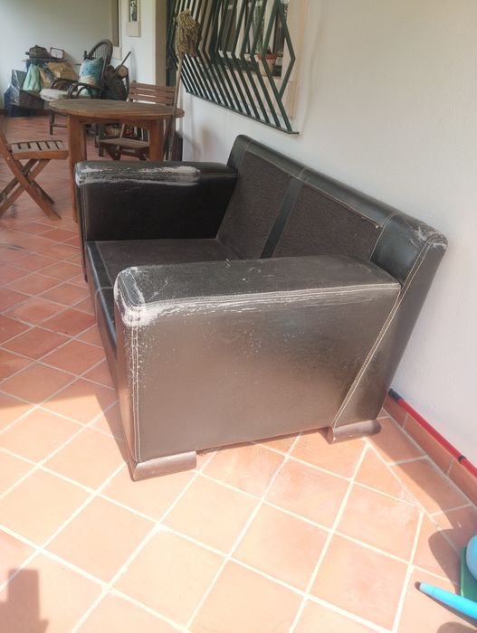 Sofá de 3 lugares para restauro