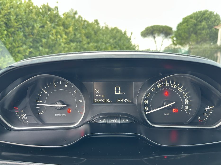 Peugeot 2008 1.2 Puretech Style 30K KM