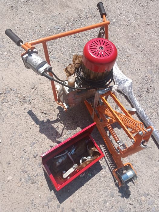 Шуруповёрт путевой ШВ2М