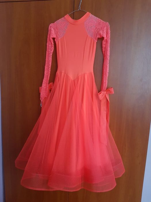 Бальне плаття стандарт