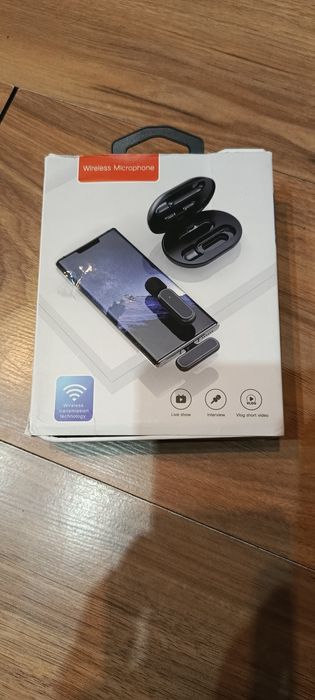 Mikrofon bezprzewodowy podwójny,krawatowy typu c ,z etui ładującym!