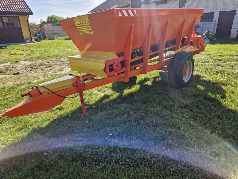 Rozsiewacz wapna nawozu piaskarka RCW-3